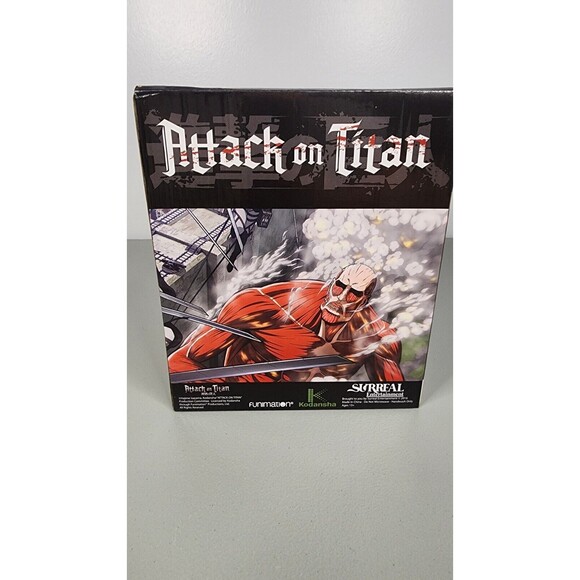 Attack On Titan Colossal Titan Head Coin Bank Horror Skull Anatomy Anime - Picture 3 of 14